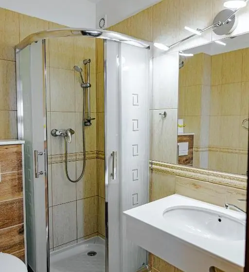 Standard Kolmen Hengen Huone, Panorama_spa