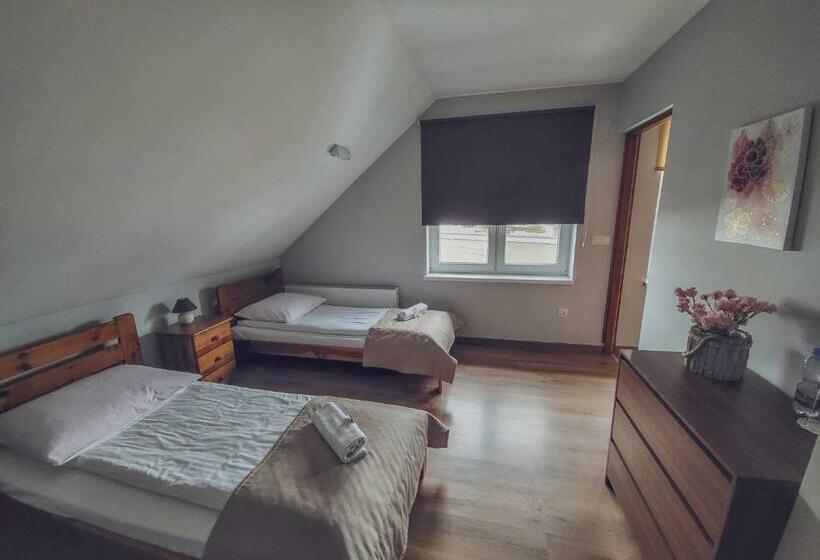 기본룸, Zajazd Na Górkach