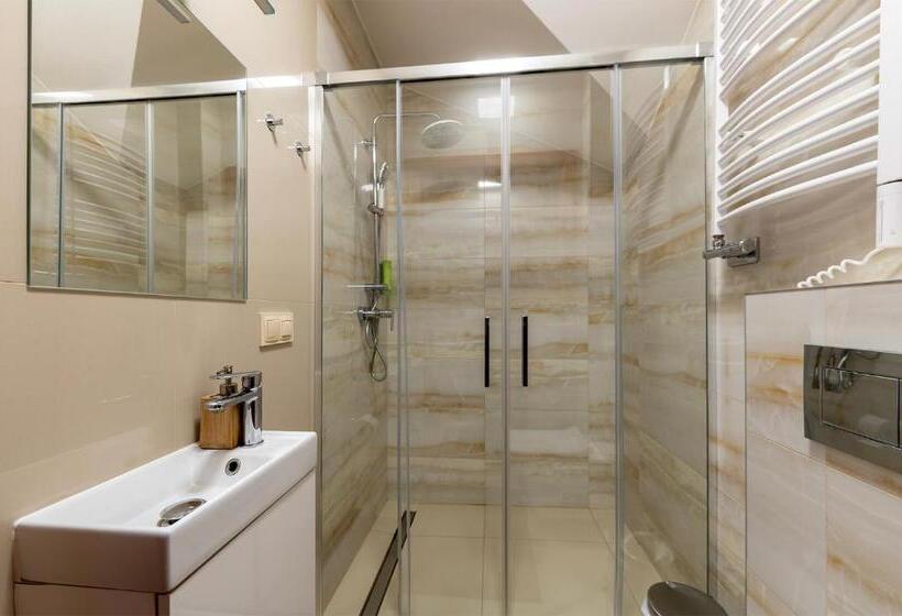 غرفة قياسية مزوَّدة بشُرفة, Medical Spa Kwiatowa