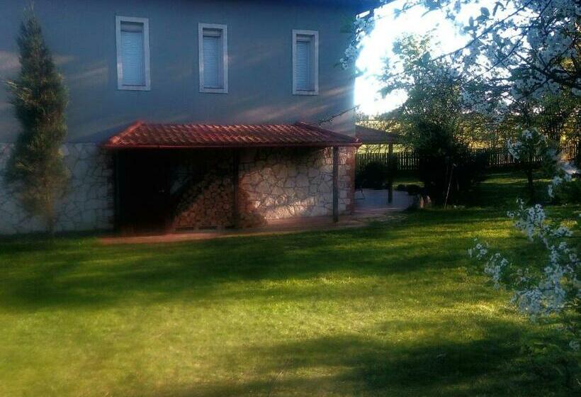 带1个卧室的公寓, Nasza Wioska