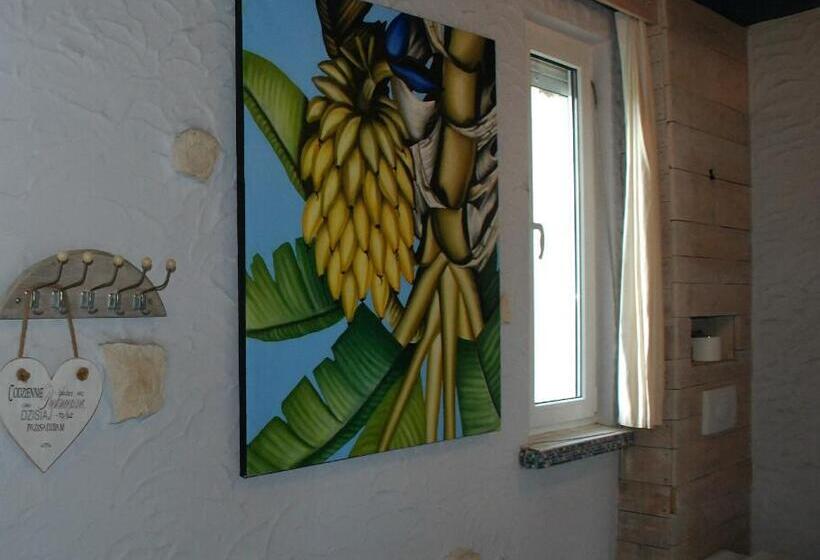 带1个卧室的公寓, Nasza Wioska