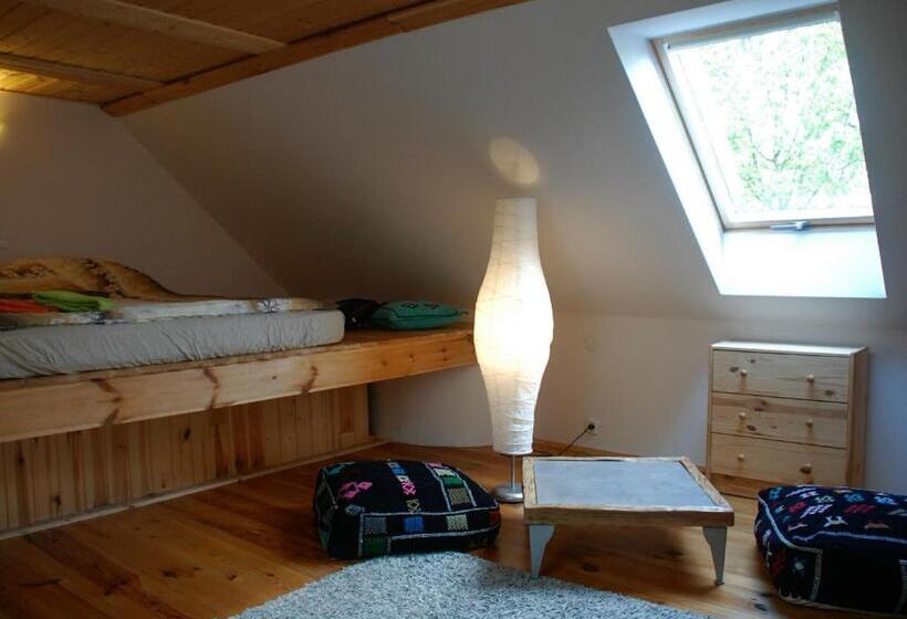 带1个卧室的公寓, Nasza Wioska