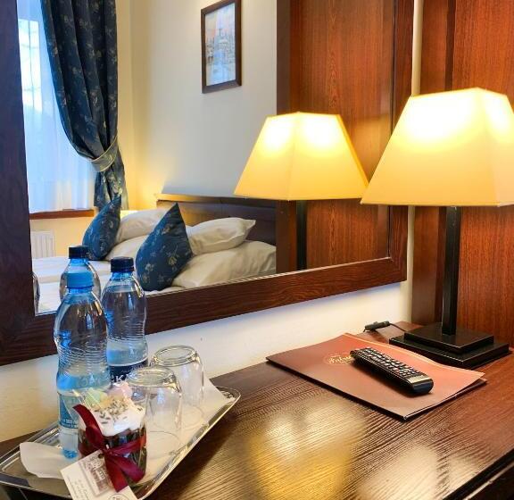 Camera Basic, Patria Zakopane Centrum