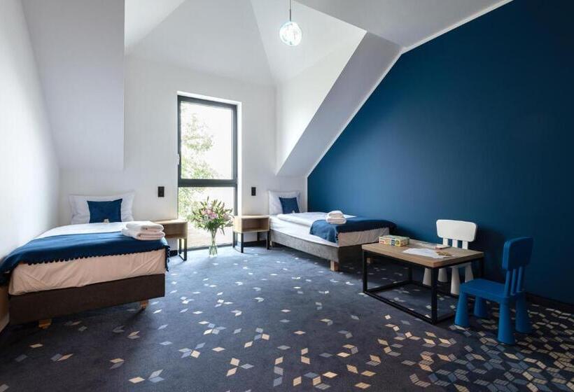 スタンダード４人部屋, Ilkus Hotel & Restaurant