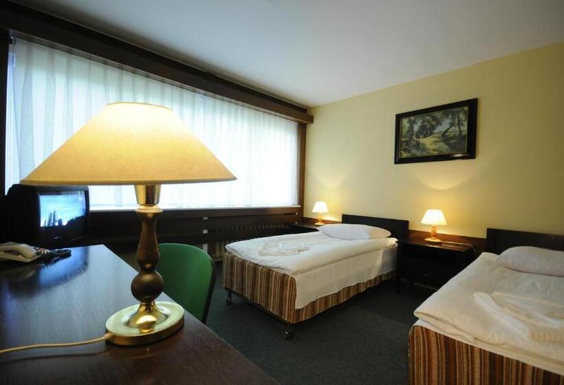 스탠다드 룸, Olimpia