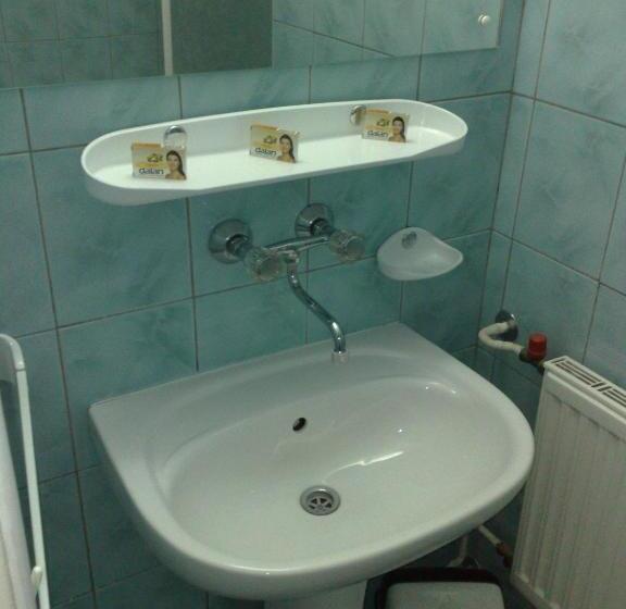 스탠다드 트리플 룸, Olimpia