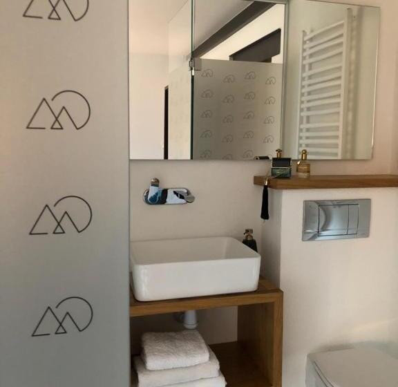 اتاق استاندارد, Black House 88