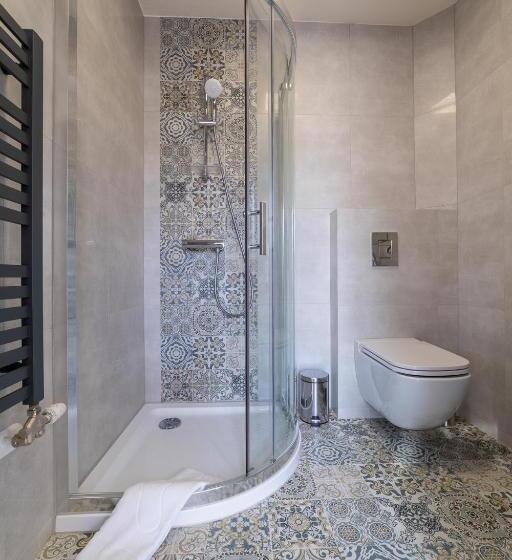 スタンダードトリプルルーム, Kacwinówka