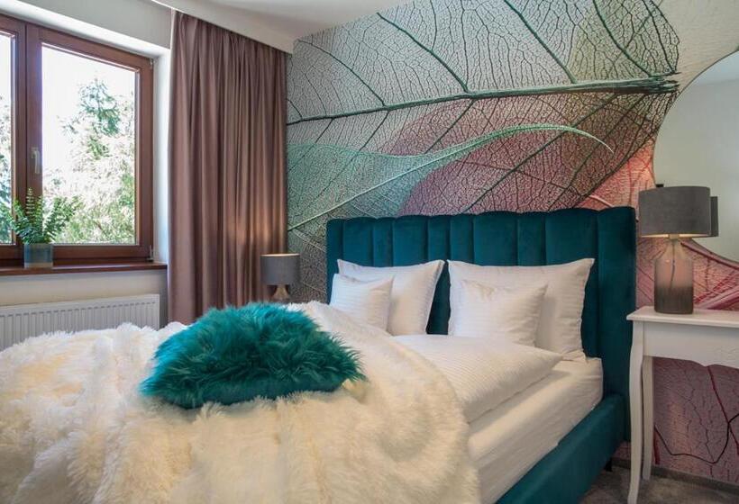 חדר דלוקס, Willa Fen