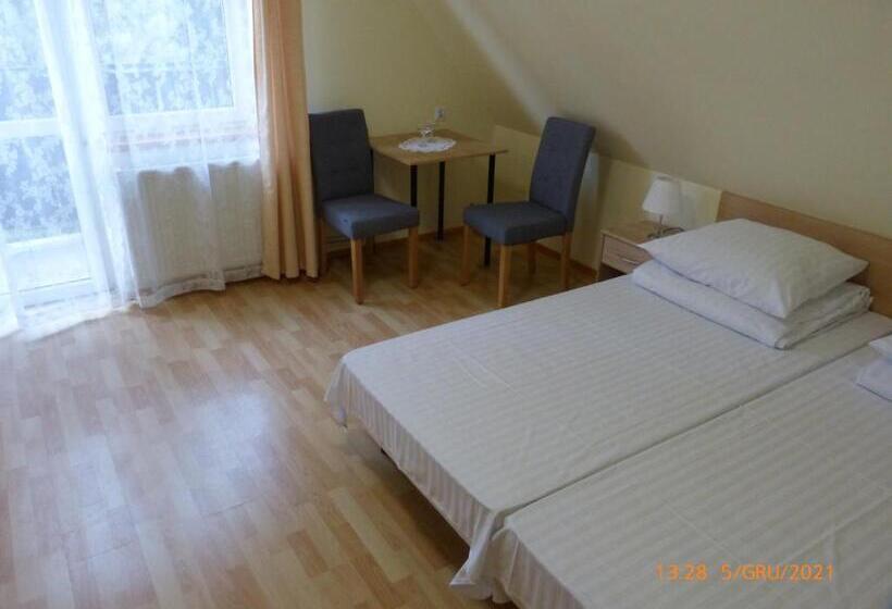 Номер Стандарт с Балконом, Willa Roztoczanka