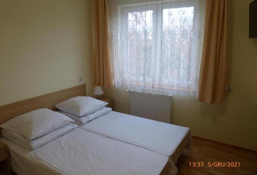 Номер Стандарт, Willa Roztoczanka