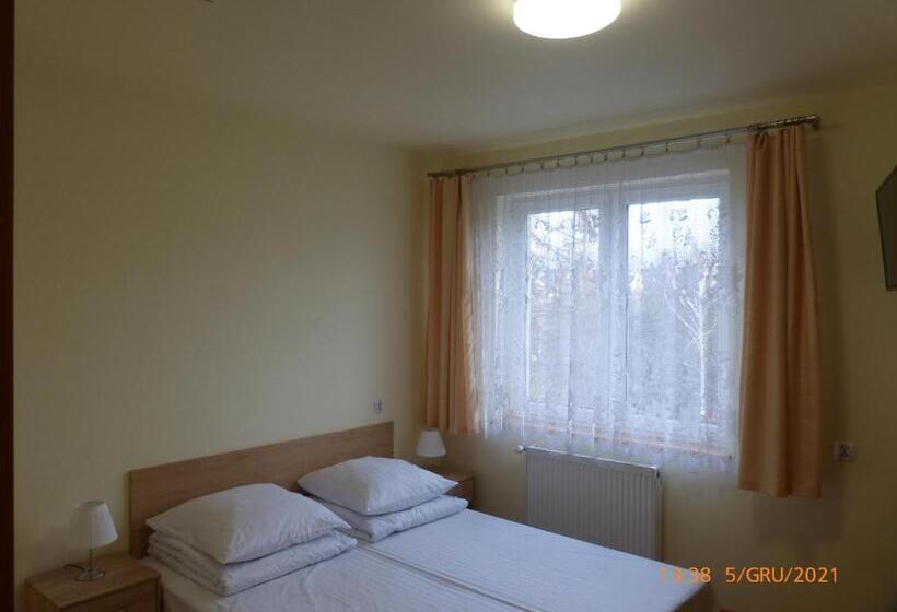 Номер Стандарт, Willa Roztoczanka