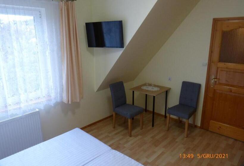 Номер Стандарт, Willa Roztoczanka