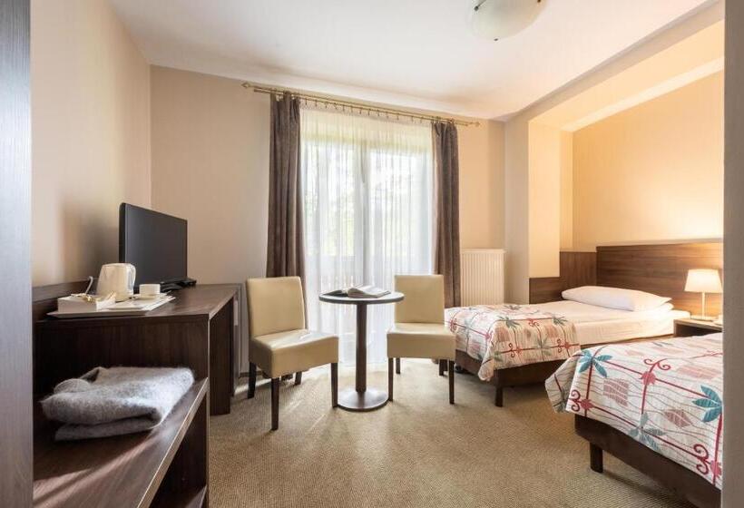 اتاق اکونومی, Dom Wczasowy Grań