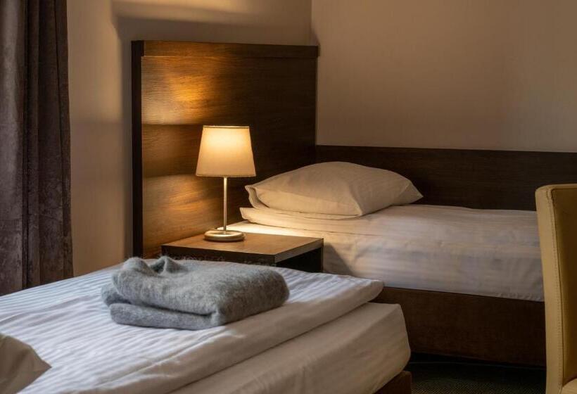 استودیوی استاندارد, Dom Wczasowy Grań