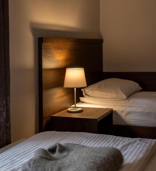 استودیوی استاندارد, Dom Wczasowy Grań