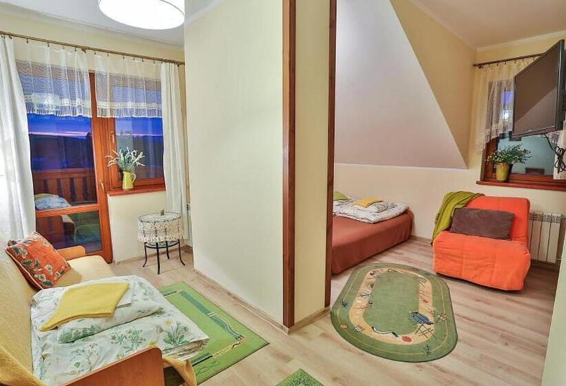 חדר סטנדרט לשלושה, Ośrodek Wczasowy Sokół