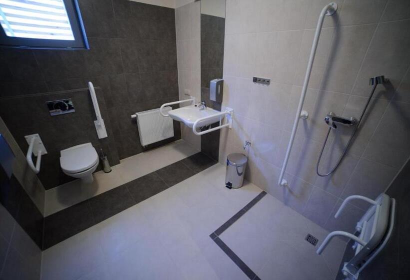 חדר סטנדרט לשלושה, Taurus ładna