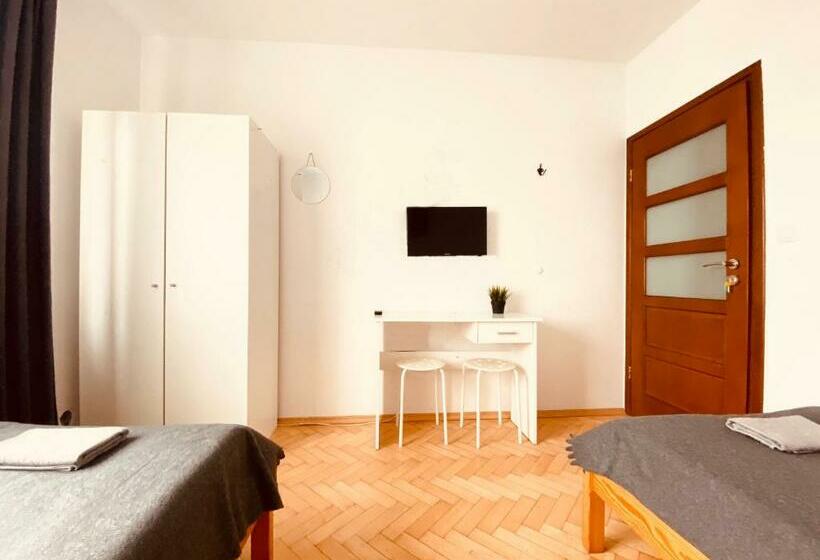 스탠다드 룸 공동 욕실, Pokoje Gajowa