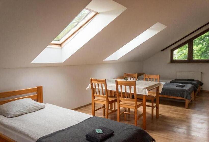 스탠다드 4인용 룸 공용 욕실, Pokoje Gajowa