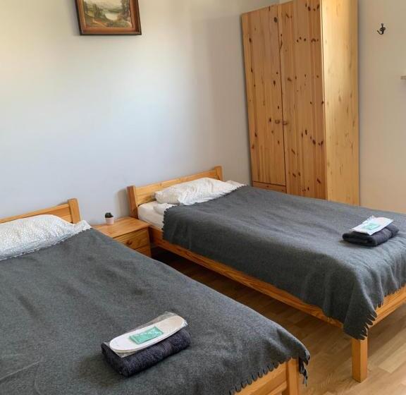 스탠다드 룸 공동 욕실, Pokoje Gajowa