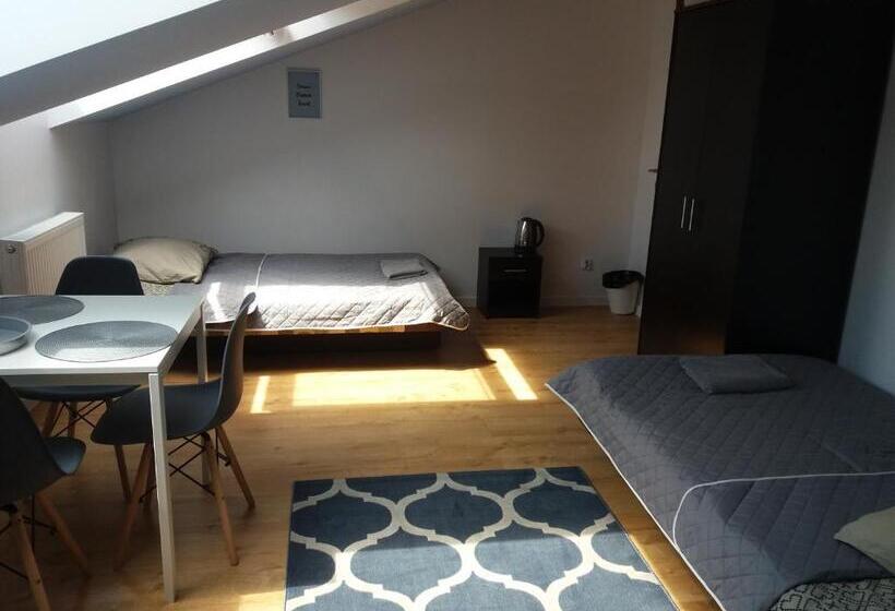 스탠다드 트리픔 룸 공동욕실, Pokoje Gościnne W Wse