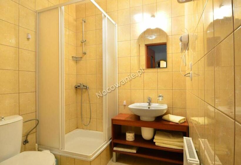 Трехместный Номер Комфорт, Koliba