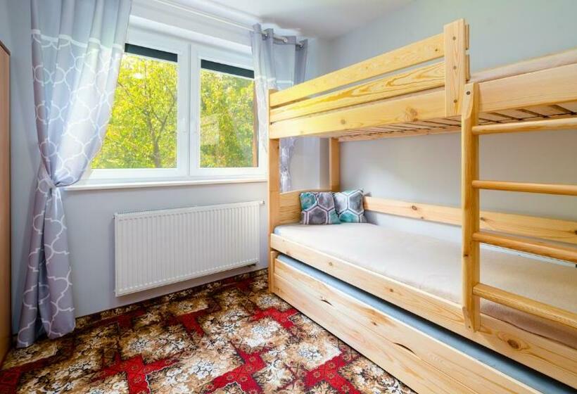 חדר משפחתי, Leśniczówka Pod śnieżką