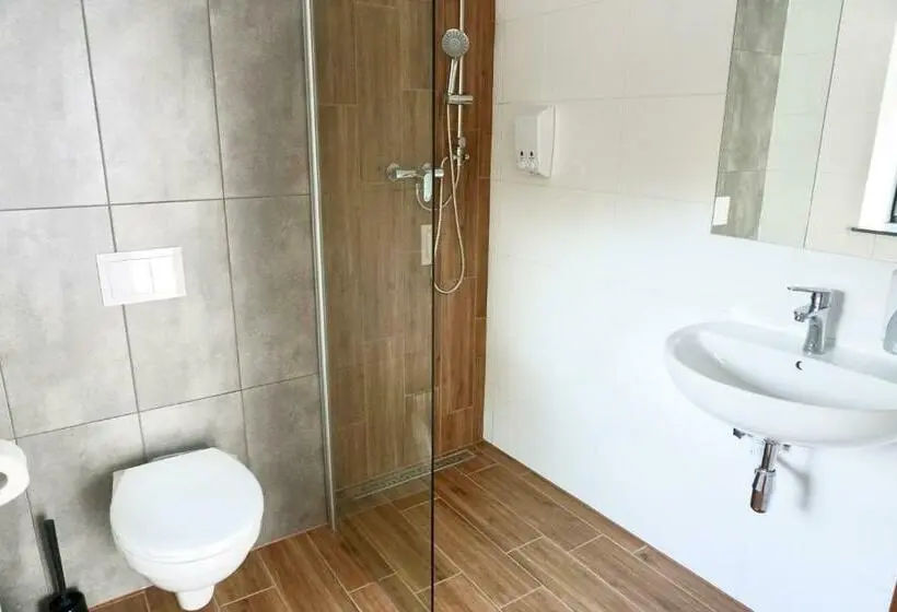 Habitació Estàndard, Simar