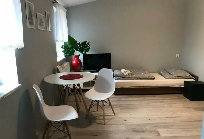 スタンダード４人部屋, Stajnia Pod Dębem
