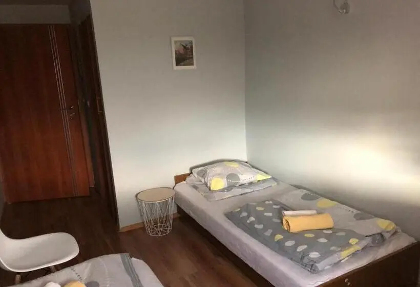 スタンダードルーム, Stajnia Pod Dębem