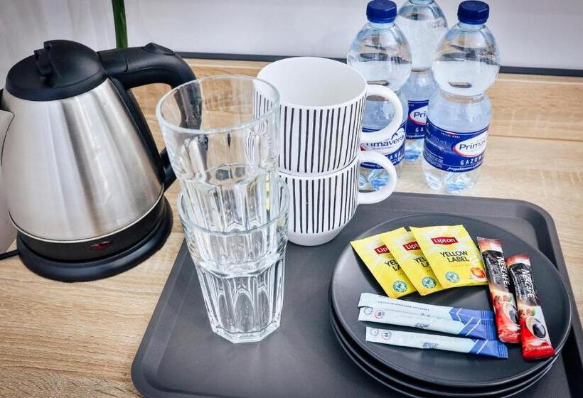 اتاق خانوادگی, Targowa37 Uniejow