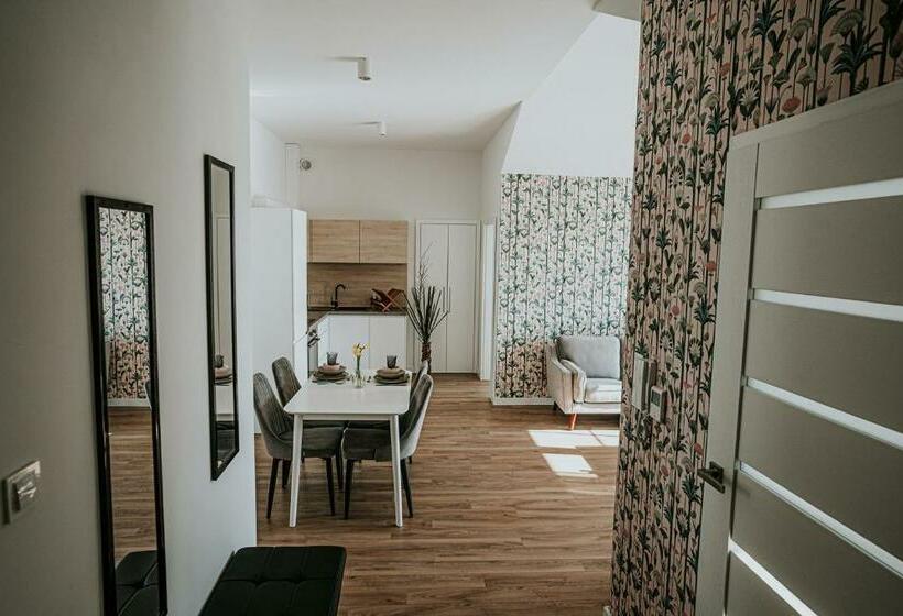 סוויטה דלוקס, The Loft   Garncarska 1