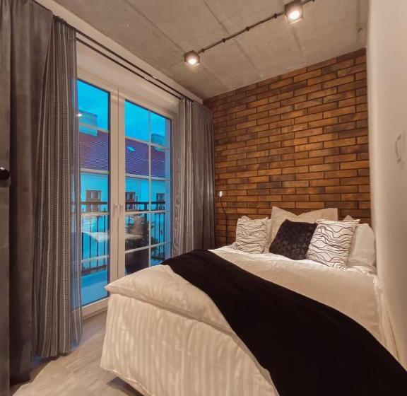 סוויטת 2 חדרי שינה, The Loft   Garncarska 1