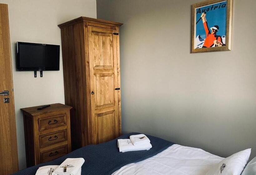 스탠다드 스튜디오, Willa Karkonoska