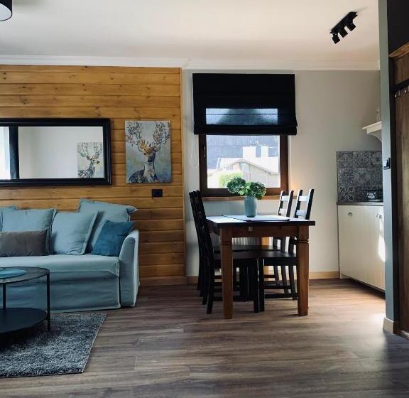 스탠다드 스튜디오, Willa Karkonoska