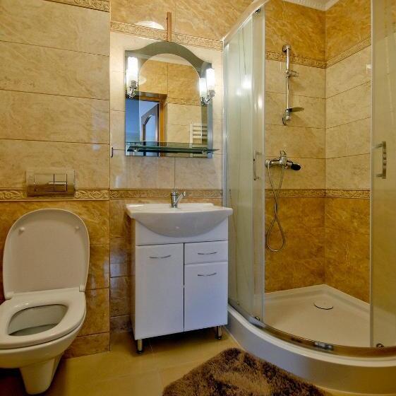 غرفة قياسية, Willa Laskosia