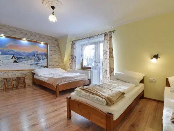 غرفة قياسية رباعية, Willa Laskosia