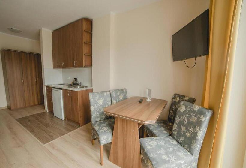 סוויטה, Willa Mirella