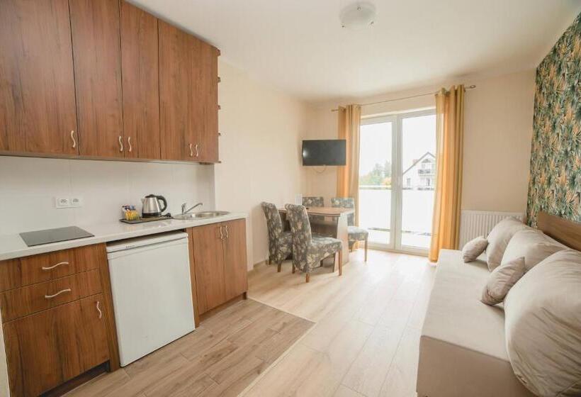 סוויטה, Willa Mirella