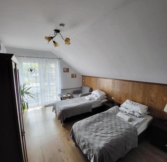 اتاق راحتی سه تخته, Willa Rudnik