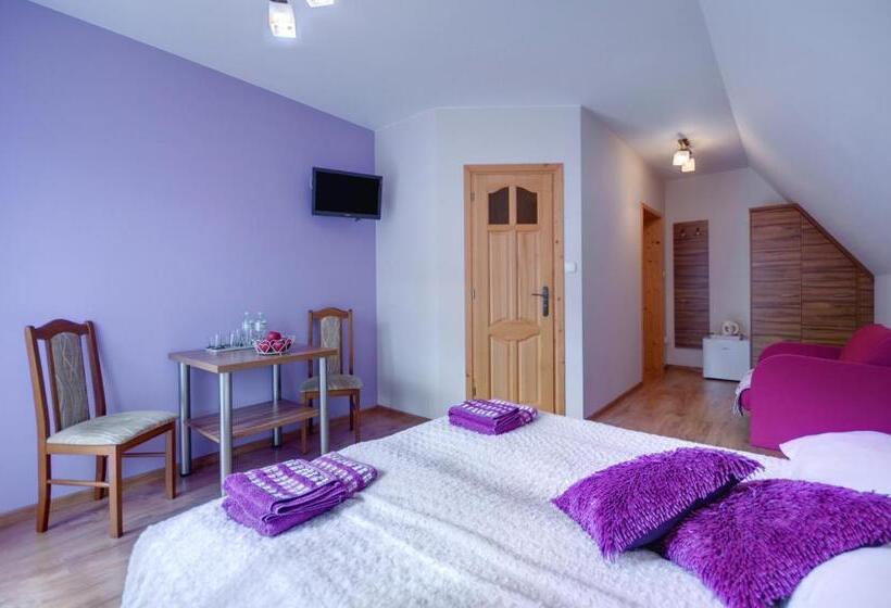 اتاق استاندارد با بالکن, Willa U łapów