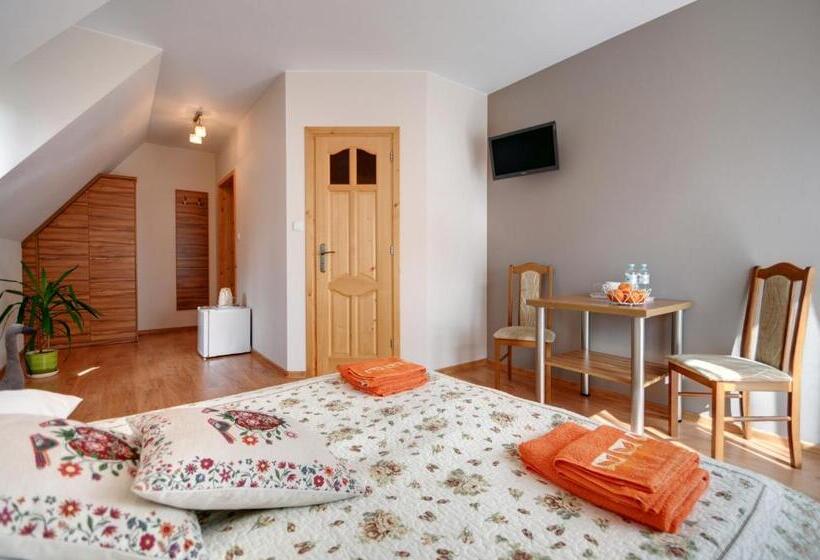 اتاق استاندارد با چشمانداز کوهستان, Willa U łapów