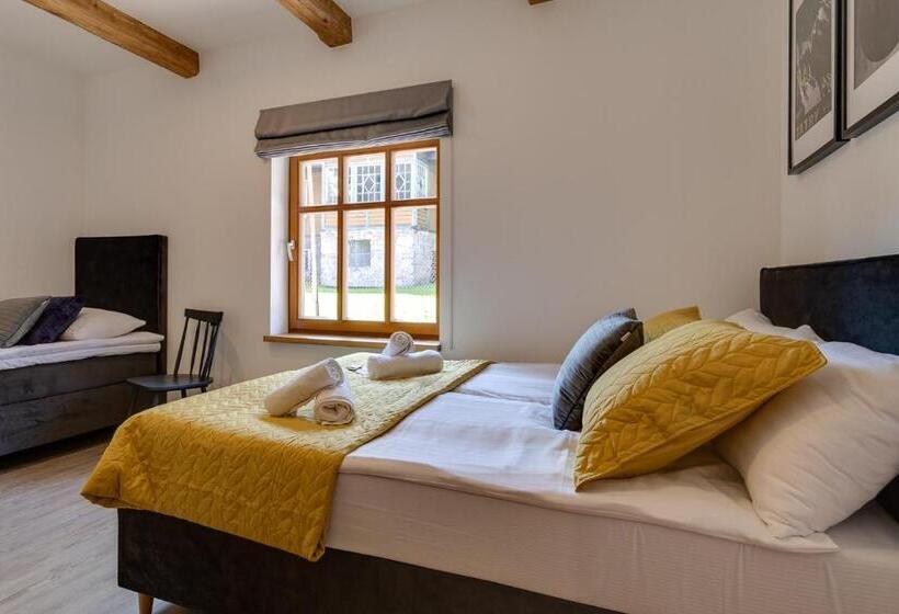 اتاق استاندارد سه نفره, Biała Owieczka B&b Szczyrk