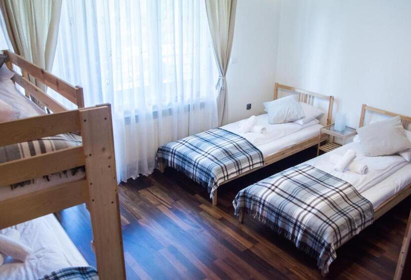 חדר משפחתי חדר אמבטיה משותף, Harmony Hostel