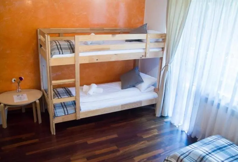 浴室共有ファミリールーム, Harmony Hostel