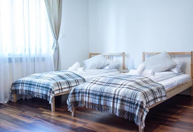 חדר משפחתי חדר אמבטיה משותף, Harmony Hostel