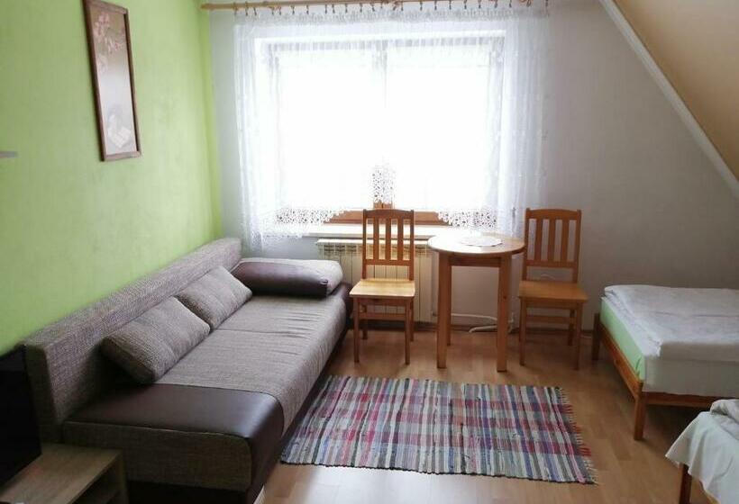 四人标准间, Agroturystyka U Robka