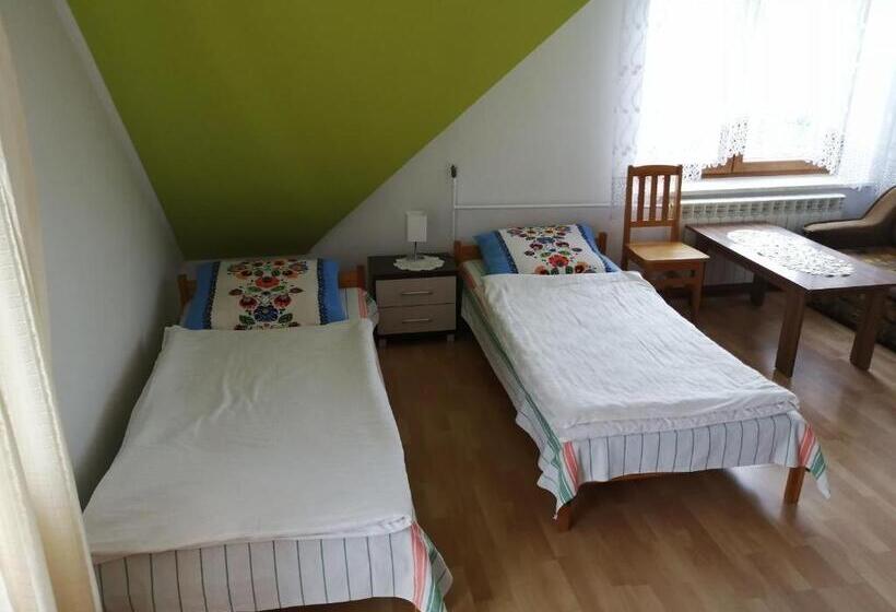 标准四人间共用浴室, Agroturystyka U Robka