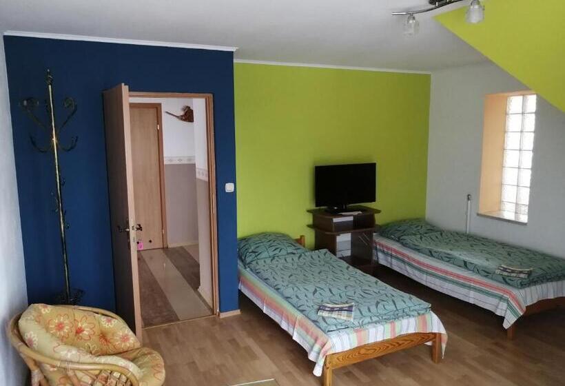 四人标准间, Agroturystyka U Robka